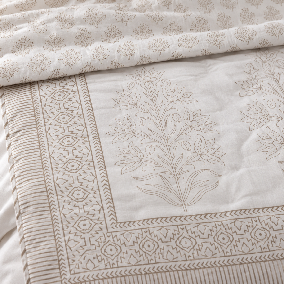 Beige Tree Motif Dohar, close-up of the print, border and reverse